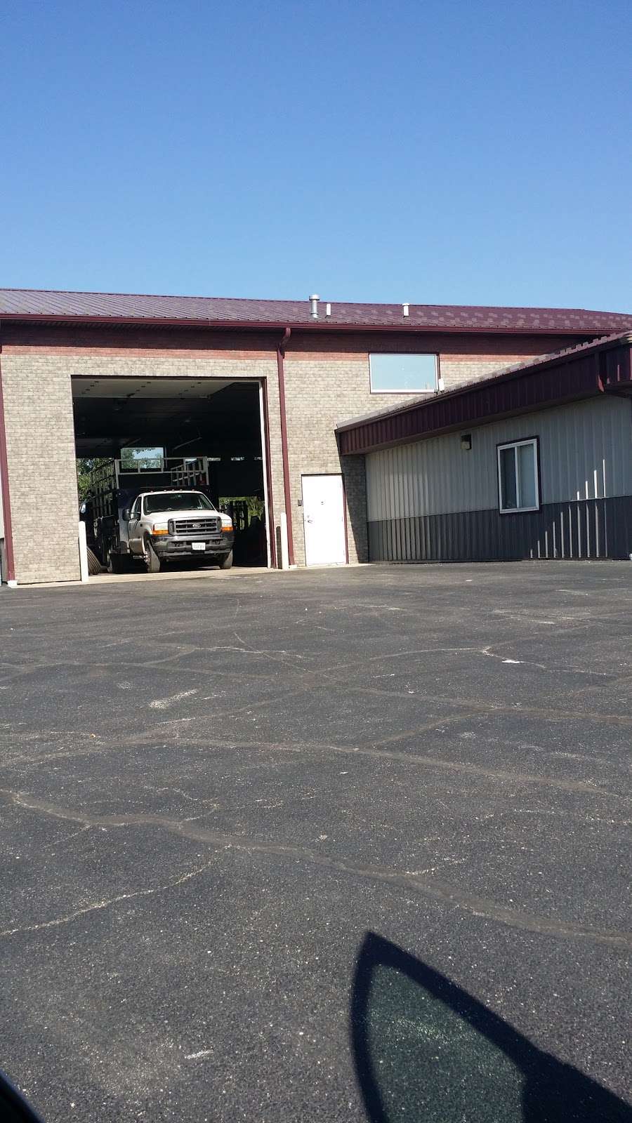 Commercial Tire Services | 806 Rail Way Ct, Minooka, IL 60447 | Phone: (815) 467-7674