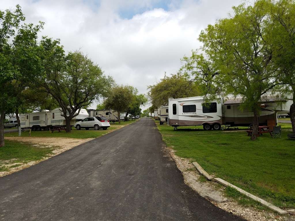 Tejas Valley RV Park | 13080 Potranco FM1957, Potranco Rd, San Antonio, TX 78253, USA | Phone: (210) 679-7715