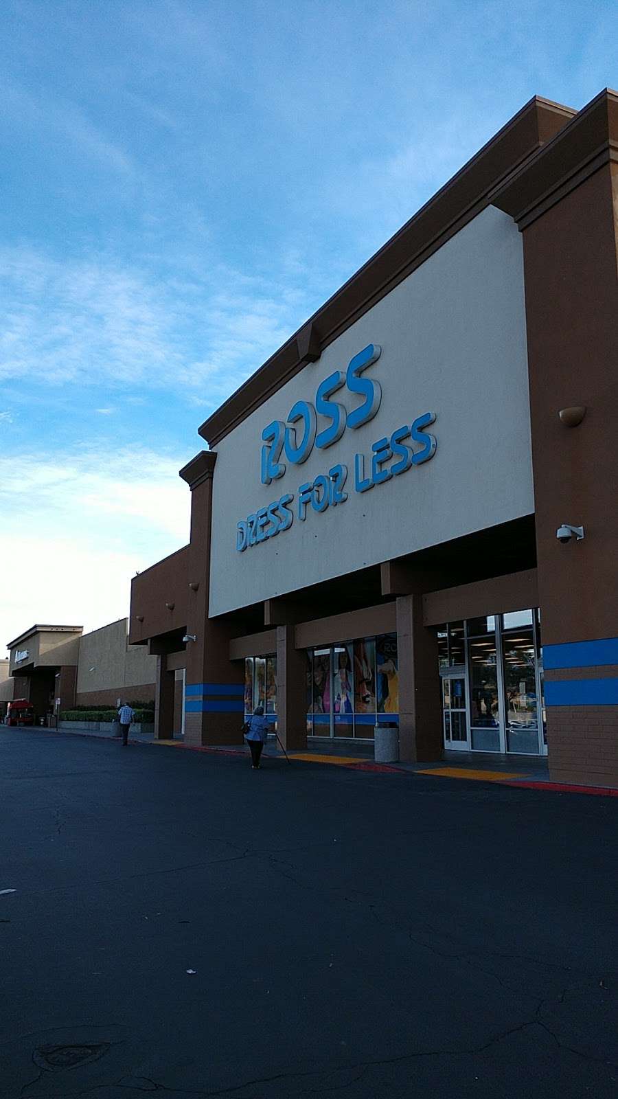 Ross Dress for Less | 2505 Via Campo, Montebello, CA 90640, USA | Phone: (323) 278-9041