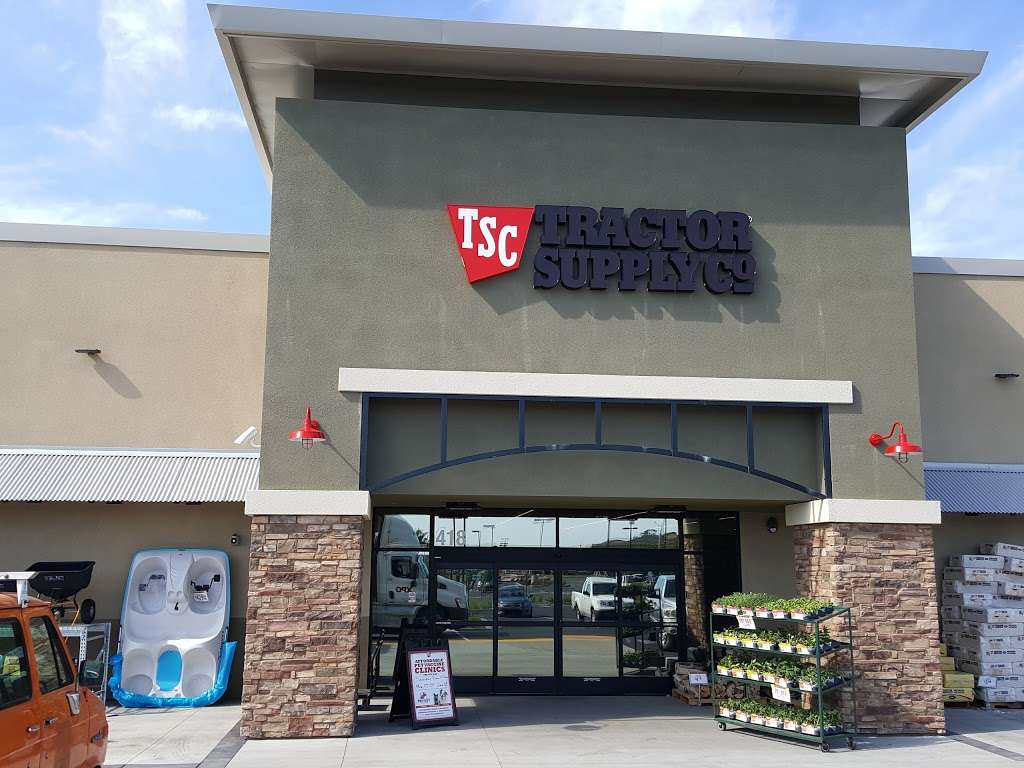 Tractor Supply Co. | 418 Napa Junction Rd, American Canyon, CA 94503, USA | Phone: (707) 558-0588