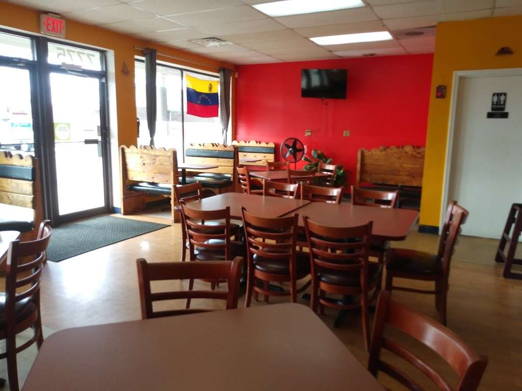 Fronteras Mexican Restaurant and Cantina | 7779 Quivira Rd, Lenexa, KS 66216 | Phone: (913) 962-1369