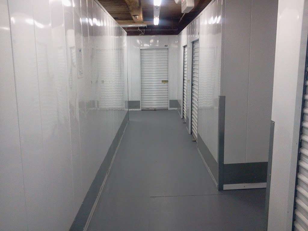 222 CENTRAL STORAGE | 222 Central St, Saugus, MA 01906, USA | Phone: (781) 231-5990