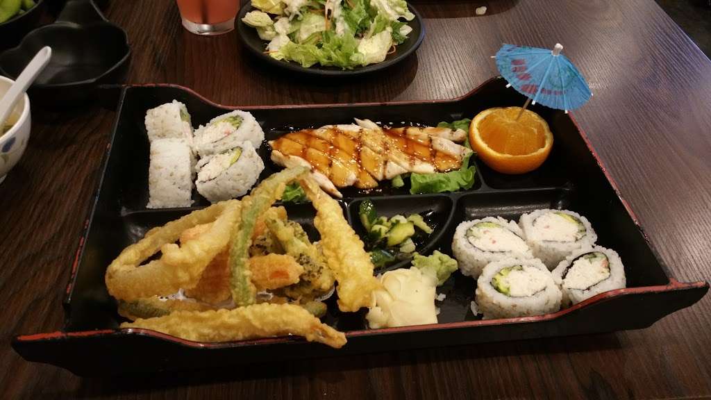 Mammas Sushi | 5679 Woodruff Ave, Lakewood, CA 90713, USA | Phone: (562) 866-3616