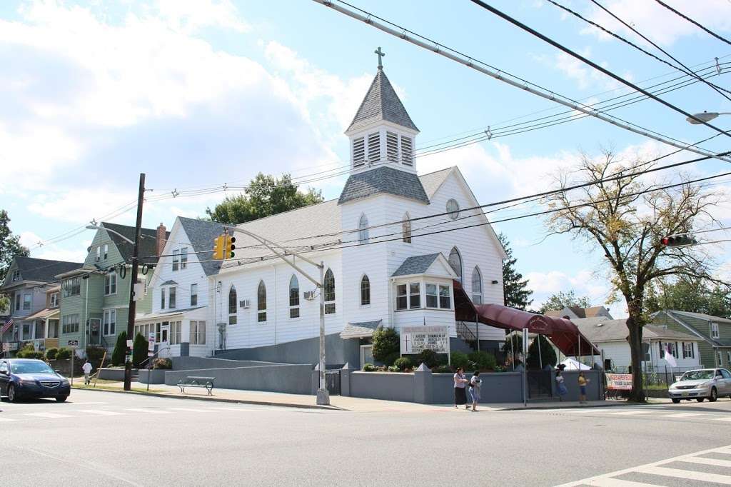 Iglesia Pentecostal Roca de Salvación | 204 Madison Ave, Paterson, NJ 07524, USA | Phone: (862) 239-9034