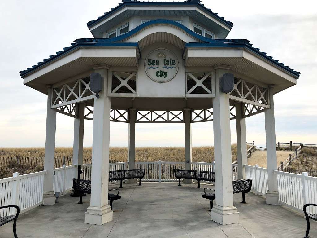 Boardwalk - Sea Isle City | 11 43rd St, Sea Isle City, NJ 08243 | Phone: (609) 263-2844