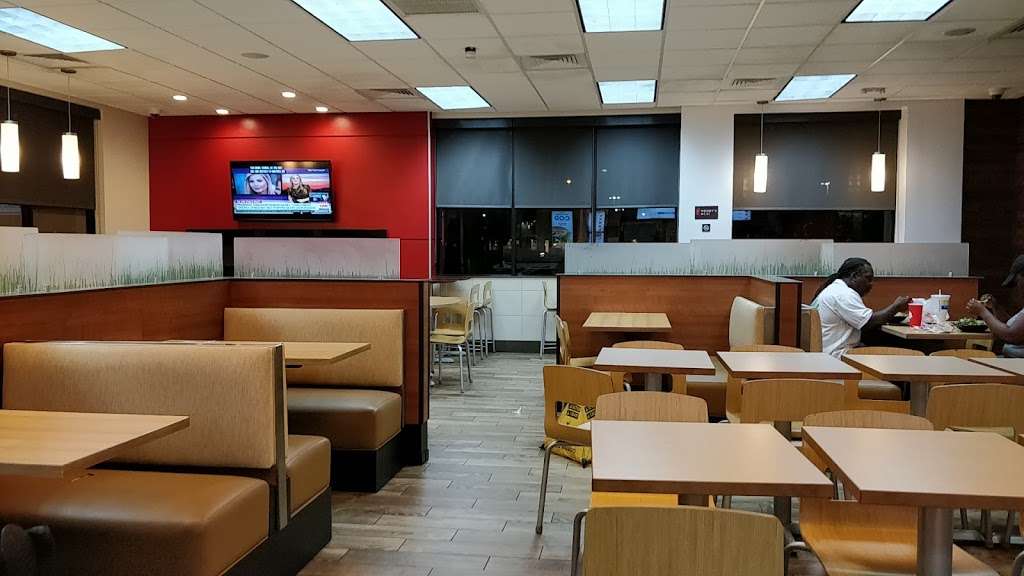 Wendys | 7115 W McNab Rd, North Lauderdale, FL 33068, USA | Phone: (954) 720-1100