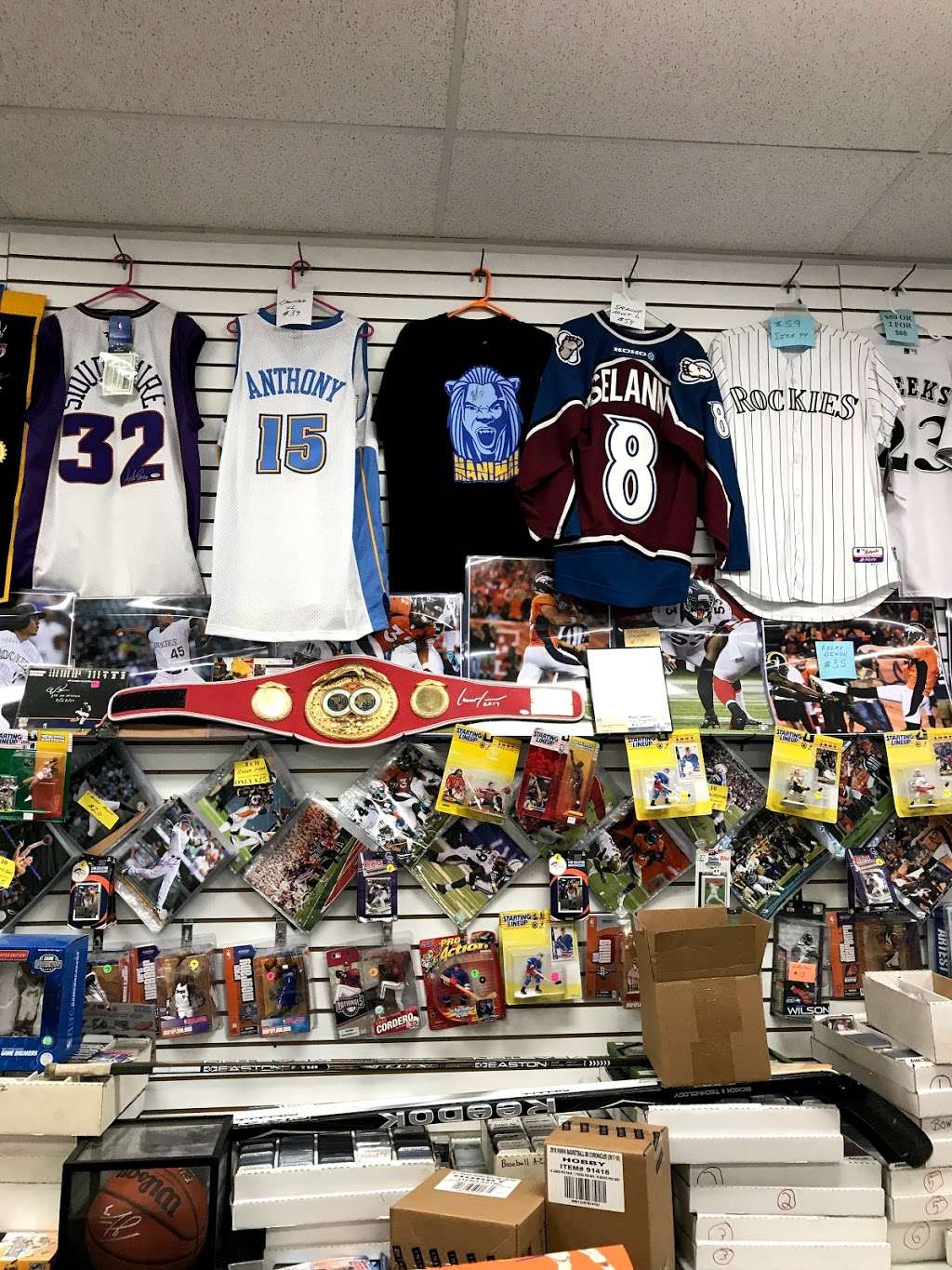 Mikes Stadium Sportscards | 4131, 4032 S Parker Rd, Aurora, CO 80014 | Phone: (303) 699-9808