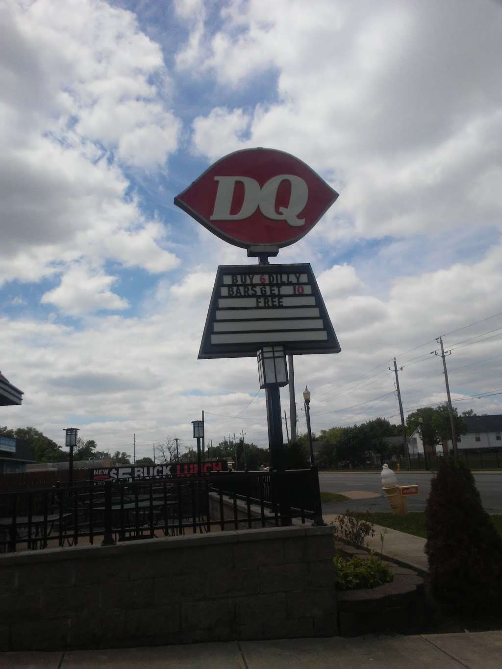 Dairy Queen Grill & Chill | 4815 N Franklin Rd, Lawrence, IN 46226, USA | Phone: (317) 545-1710