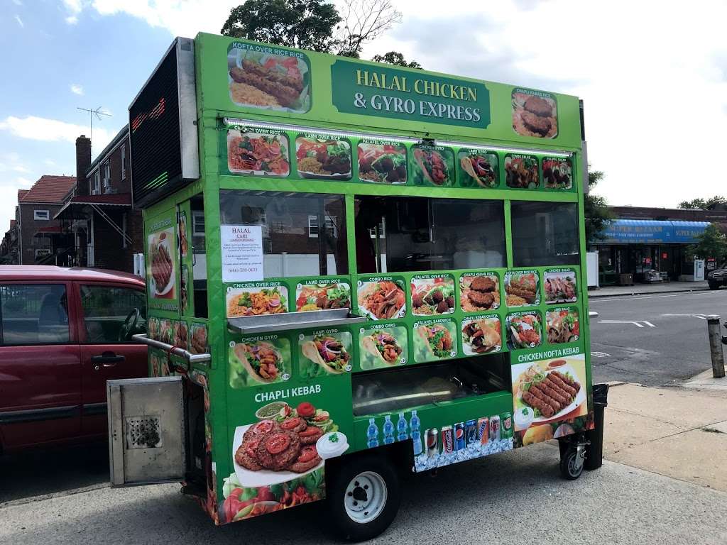 Khan Halal Chicken and Gyro Express Cart | 31st avenue and, 76th St, East Elmhurst, NY 11370, USA | Phone: (646) 500-0433