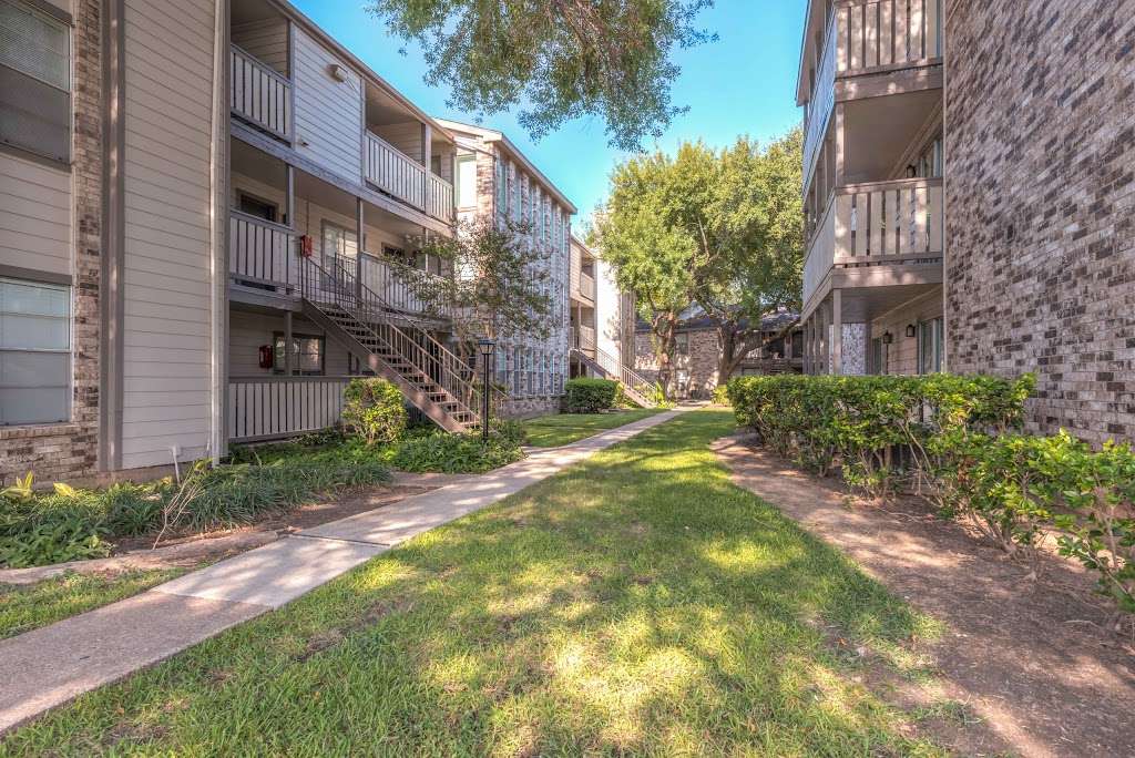 Myriad Apartments | 1520 Enclave Pkwy, Houston, TX 77077, USA | Phone: (281) 816-4510