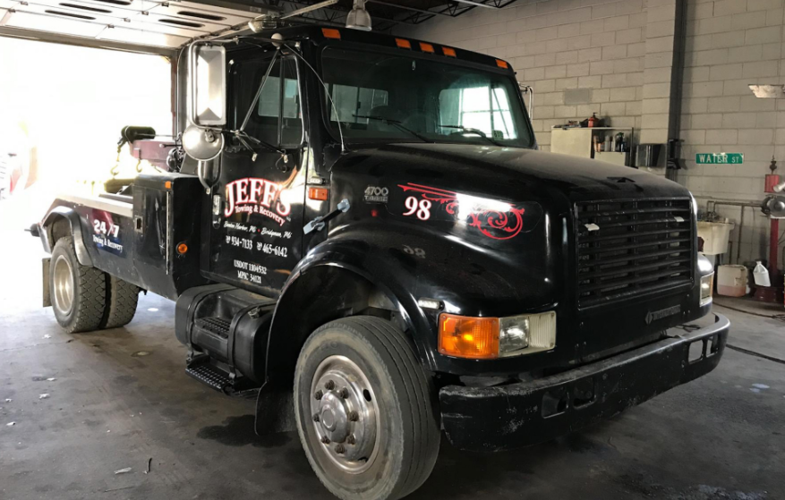 Jeffs Towing & Recovery LLC | 9211 California Rd, Bridgman, MI 49106 | Phone: (269) 465-6142