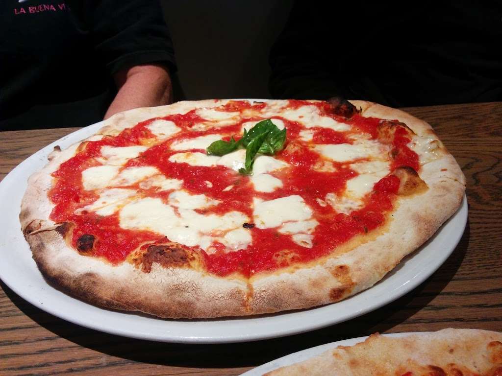 PARISI pizzeria, trattoria e vino | 4401 Tennyson St, Denver, CO 80212, USA | Phone: (303) 561-0234