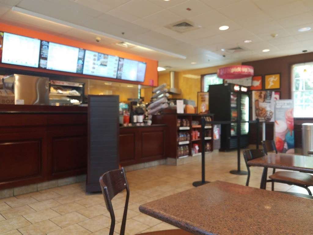 Dunkin | 518 Salem St, Wakefield, MA 01880, USA | Phone: (781) 246-2846