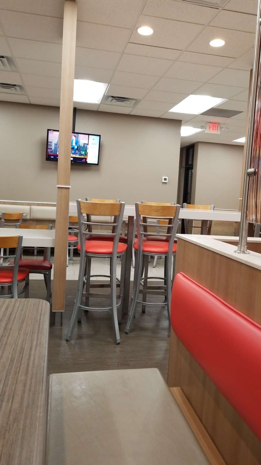 Burger King | 2400 Mt Rose Ave, York, PA 17402, USA | Phone: (717) 894-1242
