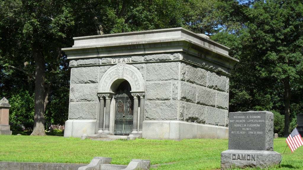 Lakeview Cemetery | 5 Griffin Cir, Wayland, MA 01778, USA