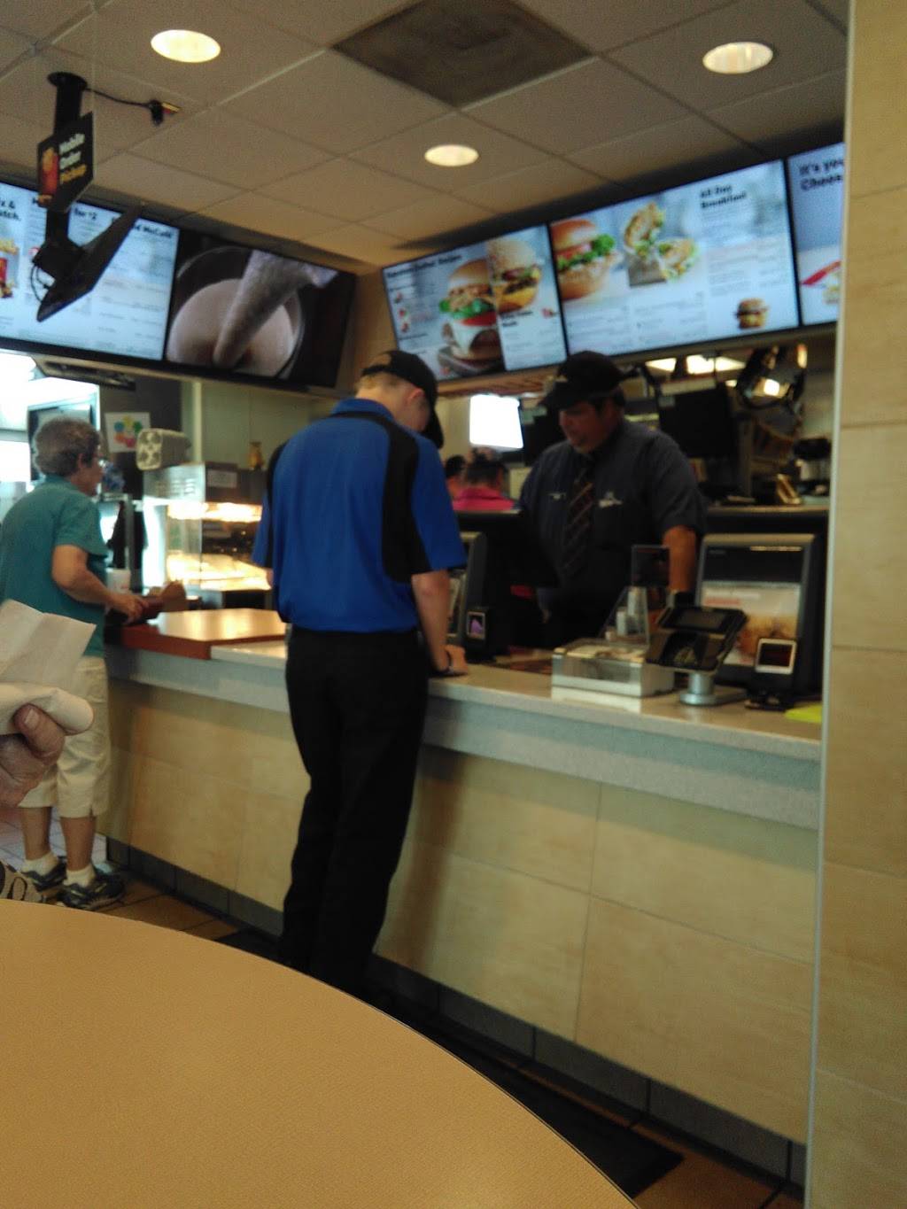 McDonalds | 924 W Main St, Woodville, OH 43469, USA | Phone: (419) 849-2323