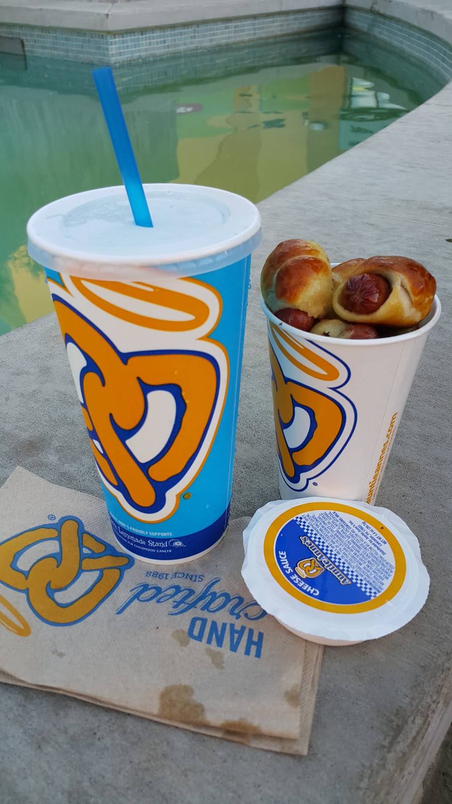 Auntie Annes | 7642 W Reno Ave Suite D - 482, Oklahoma City, OK 73128, USA | Phone: (405) 896-0869