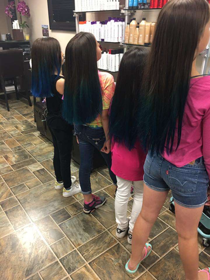 Color Bar Hair Studio | 332 Hillside Avenue, Williston Park, NY 11596, USA | Phone: (516) 493-9911