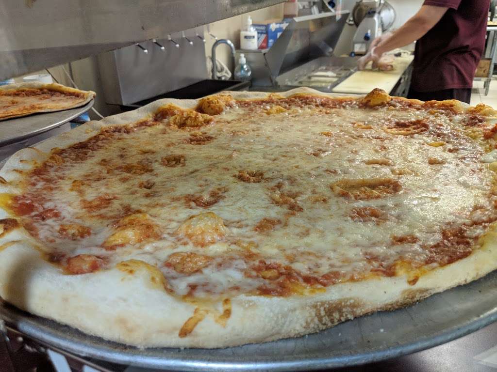 Four Boys Pizza | 42 Ramtown-Greenville Rd, Howell, NJ 07731 | Phone: (732) 785-2626