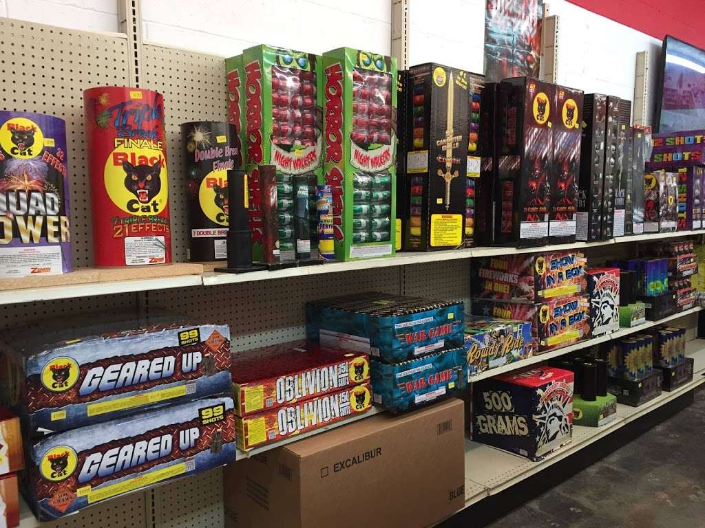 Crazy Joes Quality Fireworks | 21 E Dillman Rd, Bloomington, IN 47401, USA | Phone: (812) 824-5597