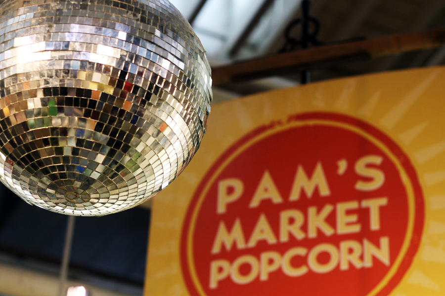 Pams Market Popcorn & Windy City Eats | 955 E Johnstown Rd, Columbus, OH 43230, USA | Phone: (614) 222-1850