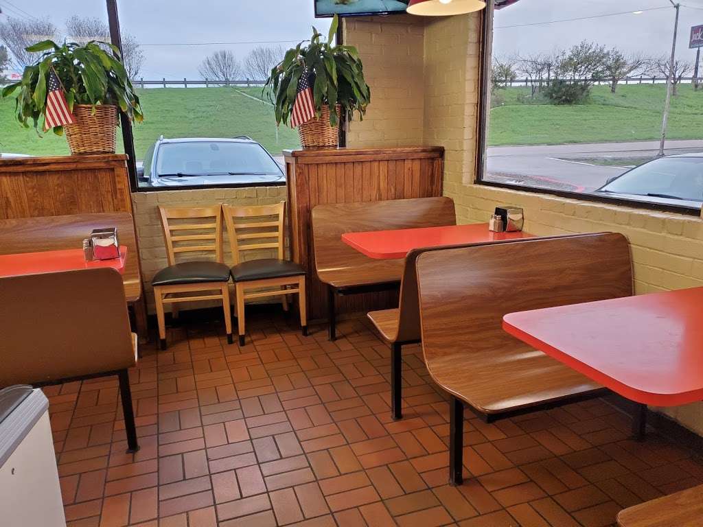 Dairy Queen | 308 S. Interstate Highway 45, Ferris, TX 75125, USA | Phone: (972) 544-2226