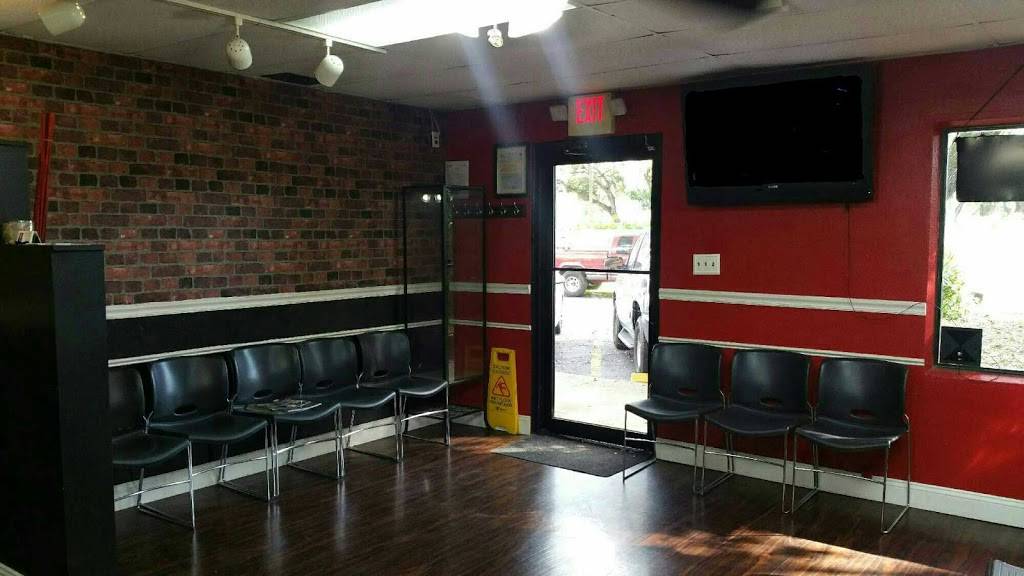 Kut It Out Hair Lounge LLC. | 3315 W Cypress St, Tampa, FL 33607, USA | Phone: (813) 992-5889