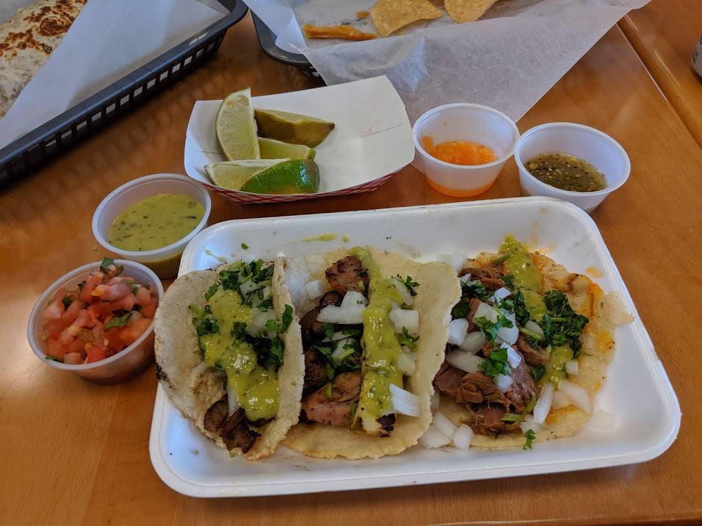 Paloma Mexican Street Food | 965 E Van Buren St Suite 121, Avondale, AZ 85323, USA | Phone: (602) 237-6611