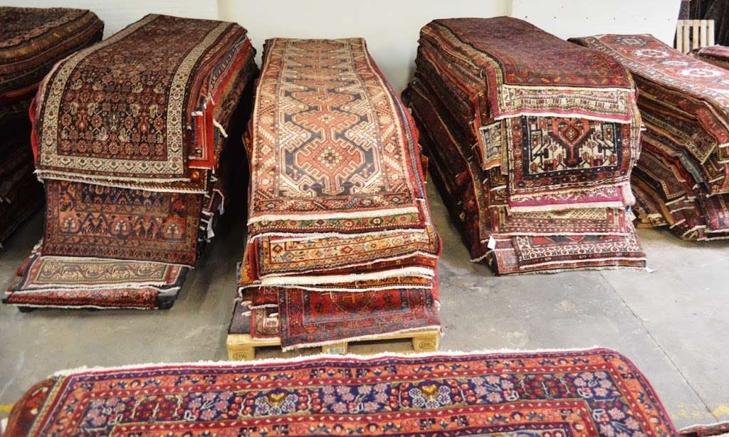 Antique Rug Bazaar | 120 Pratt Oval, Glen Cove, NY 11542, USA | Phone: (516) 607-0070