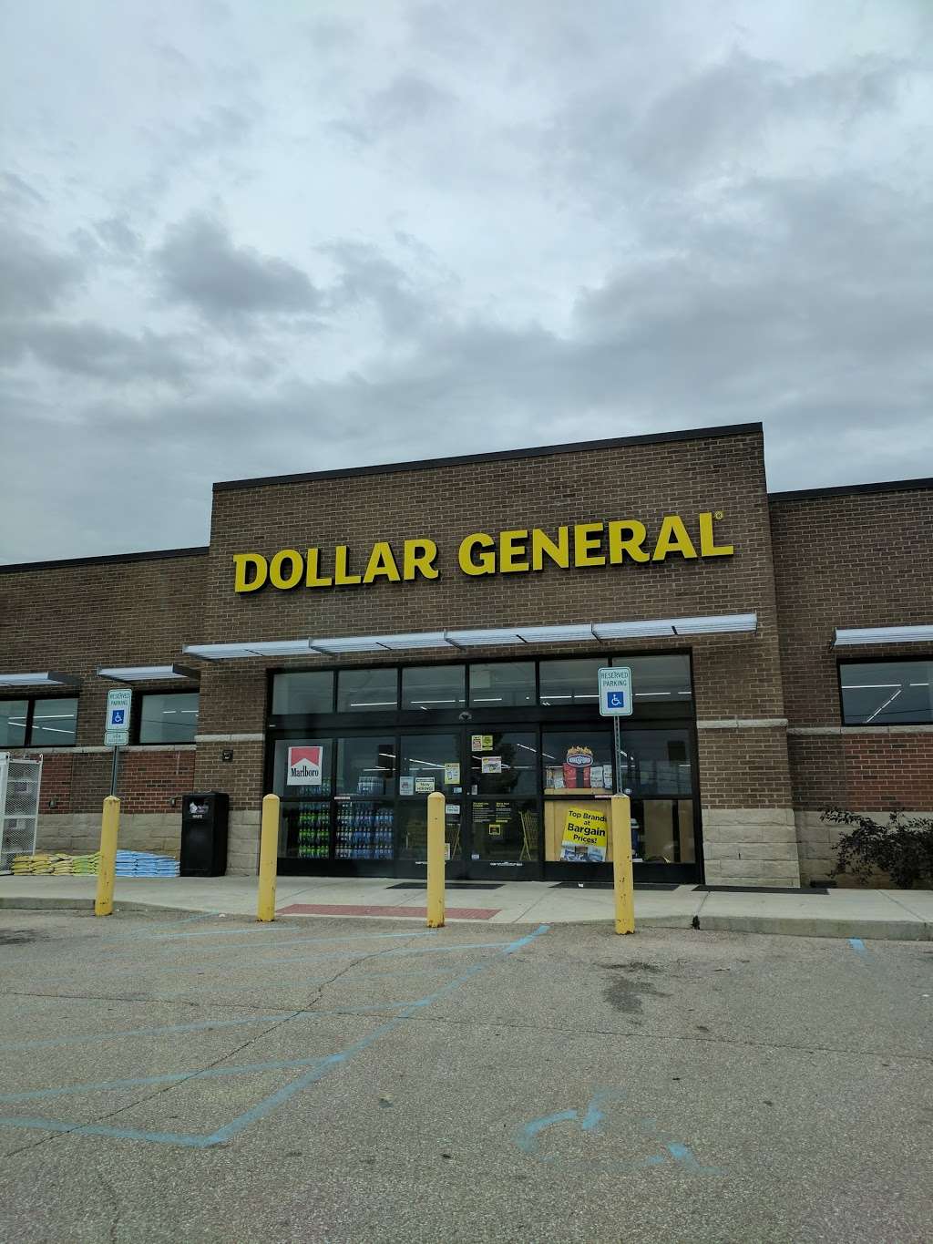 Dollar General | U.S. 36, 1313 W Main St, Danville, IN 46122, USA | Phone: (317) 451-8914