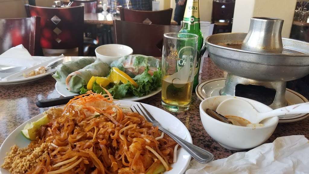 Tantawan Thai Kitchen | 9000 Garvey Ave, Rosemead, CA 91770, USA | Phone: (626) 288-1527