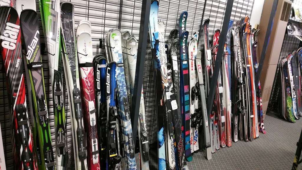 Timberline Ski Shop-Snowboard | PA-940, Pocono Lake, PA 18347 | Phone: (570) 646-4754