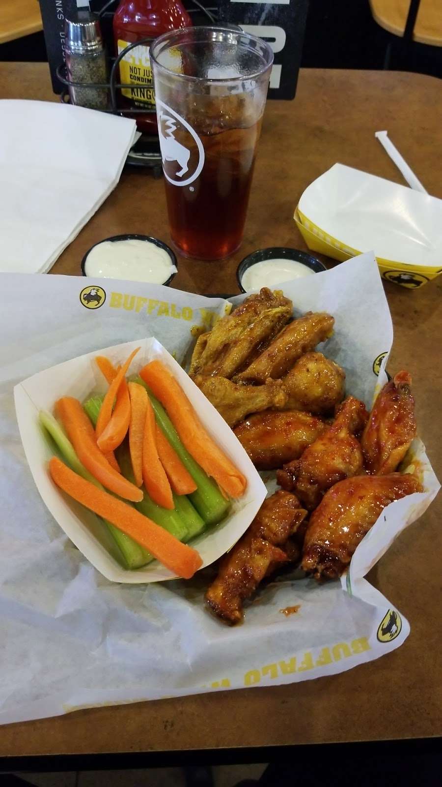 Buffalo Wild Wings | 13749 Metcalf Ave, Overland Park, KS 66223, USA | Phone: (913) 227-4688