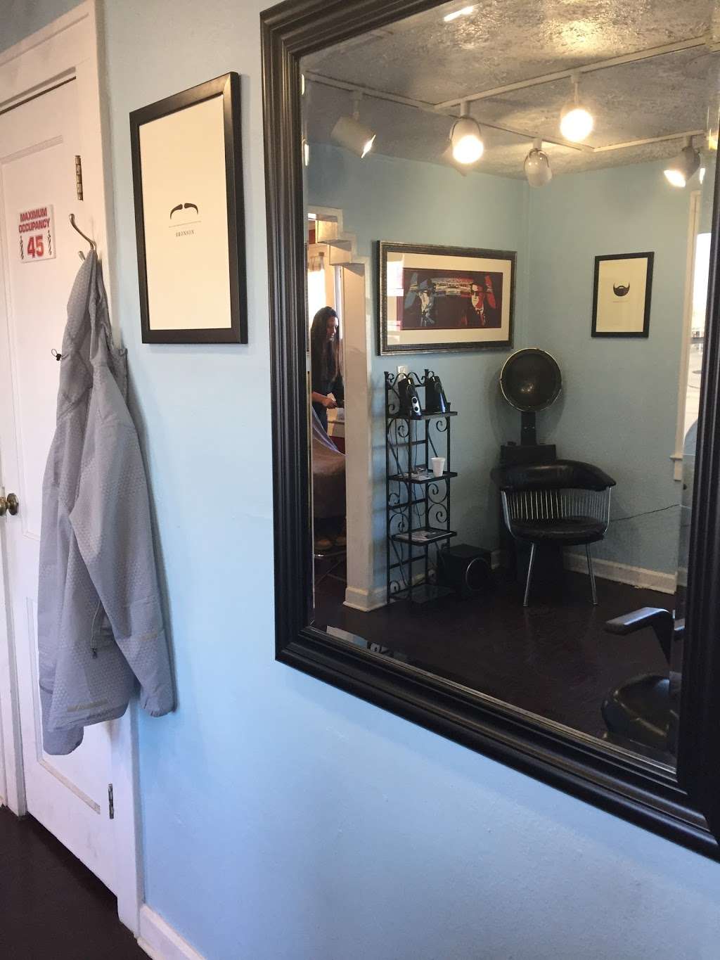 Broad Ripple Barbershop | 6194 Guilford Ave, Indianapolis, IN 46220, USA | Phone: (317) 205-3600