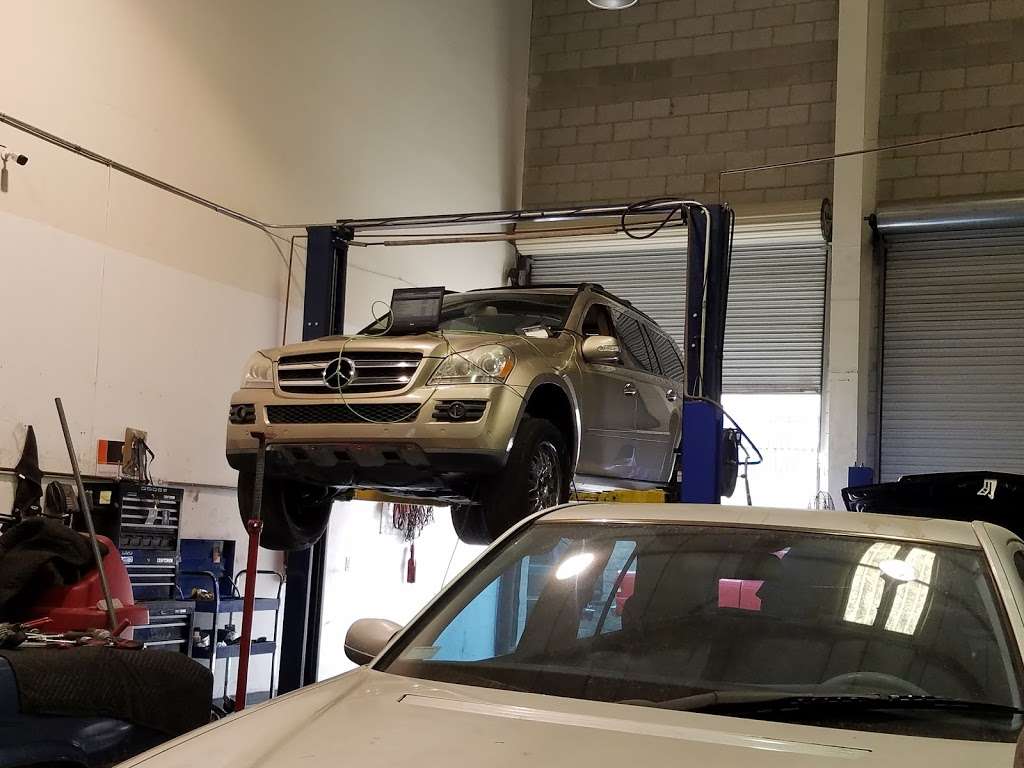 Paladin Automotive Center | 5240 Spring Mountain Rd B, Las Vegas, NV 89146, USA | Phone: (702) 368-2886