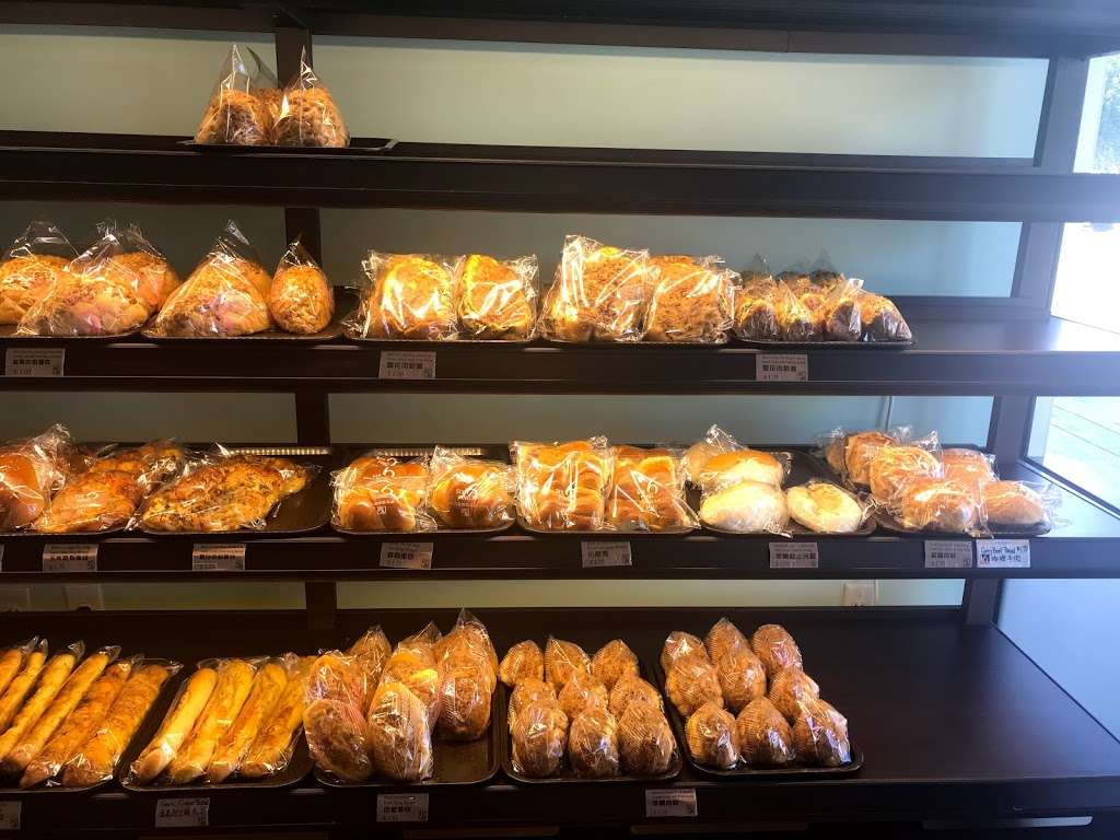 Six Ping Bakery | 8388 W Sam Houston Pkwy S #184, Houston, TX 77072, USA | Phone: (281) 776-0168