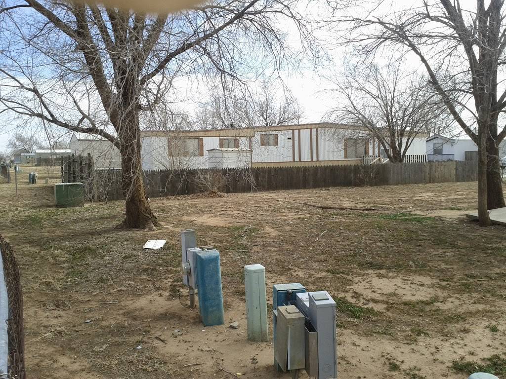 Westfork Mobile Home Park | 2802 N Quaker Ave, Lubbock, TX 79415 | Phone: (806) 744-3442