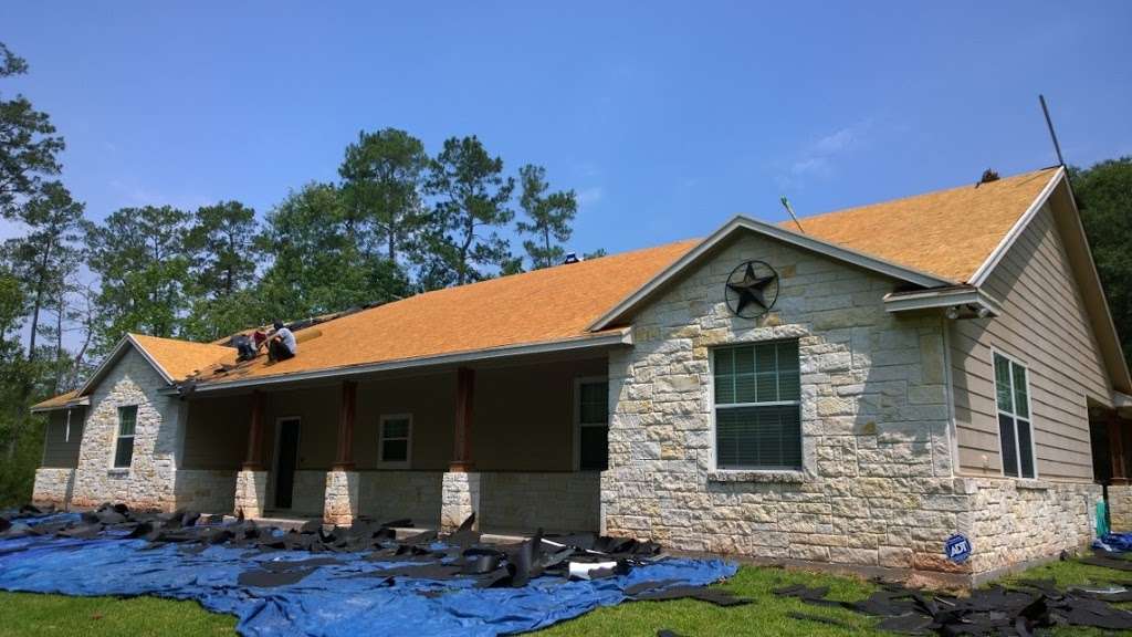 Roofing Montgomery Tx | 33 Presidio Rd, Montgomery, TX 77356, USA | Phone: (936) 202-3800