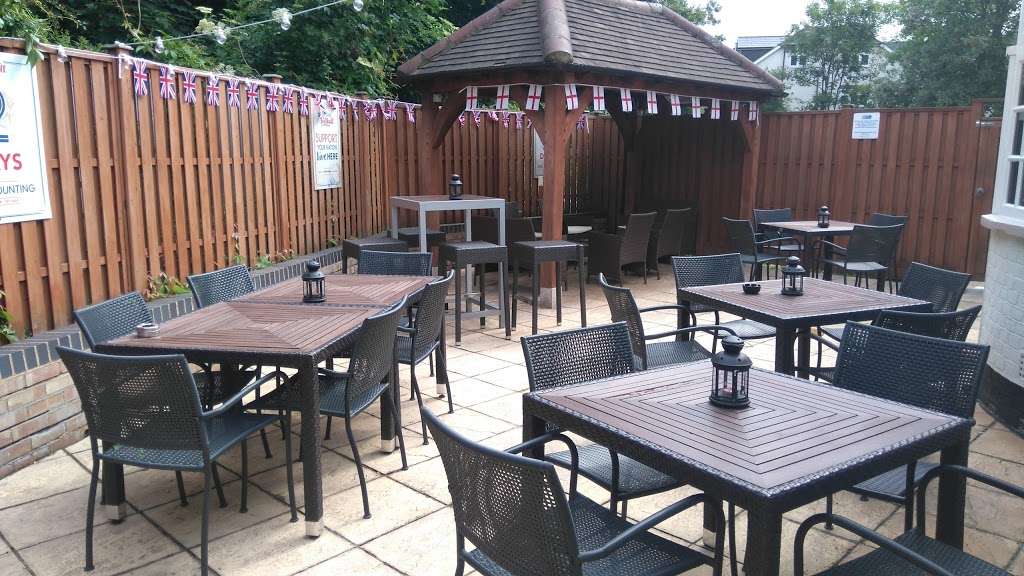 The Windmill | 167 Upminster Rd, Upminster RM14 2RB, UK | Phone: 01708 442657