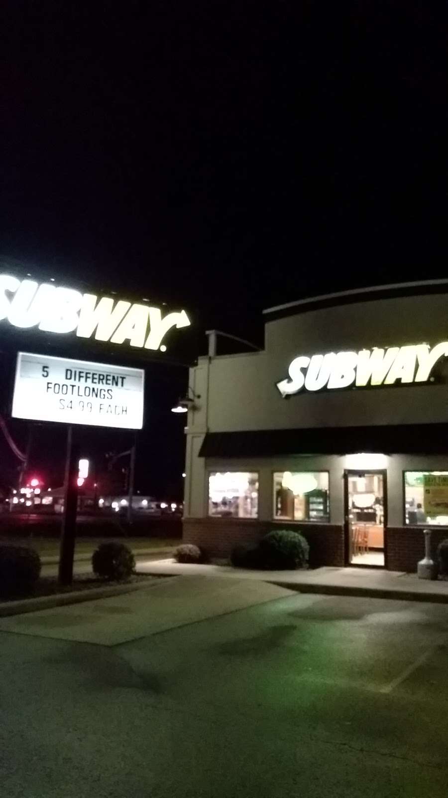 Subway | 961 W Reynolds St, Pontiac, IL 61764, USA | Phone: (815) 842-3333