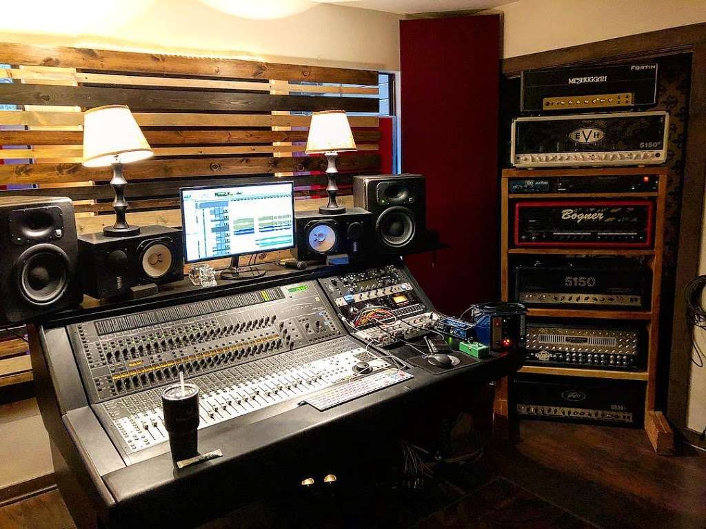 Dead Room Recording Studio | 24207 Waterwell Oaks, San Antonio, TX 78261, USA | Phone: (210) 410-1486