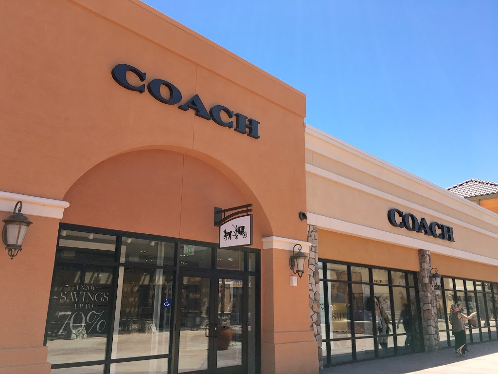 COACH TEJON RANCH | 5701 Outlets at Tejon Pkwy #940, Arvin, CA 93203, USA | Phone: (661) 858-2715