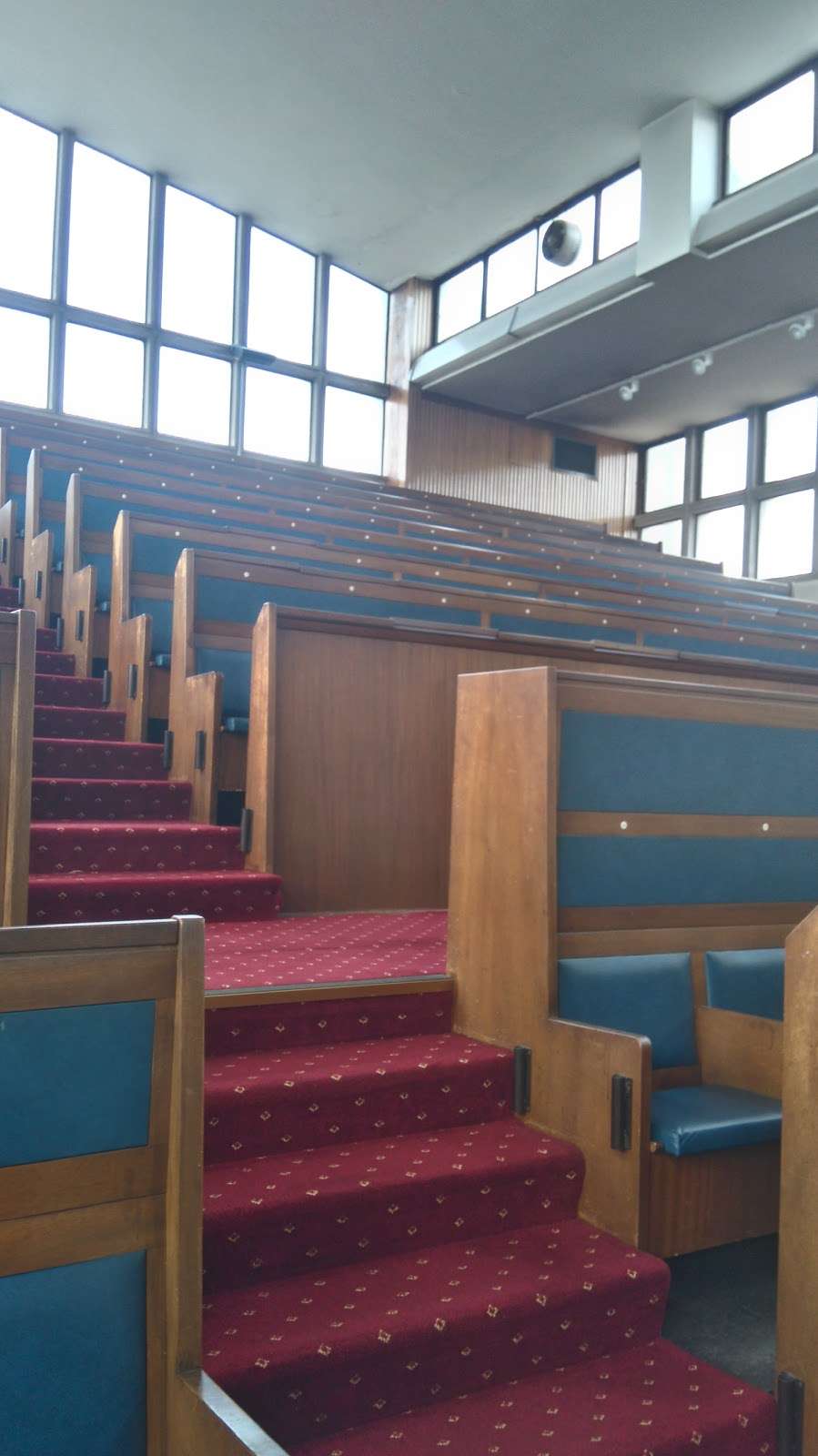 Finchley United Synagogue | Kinloss Gardens, London N3 3DU, UK | Phone: 020 8346 8551