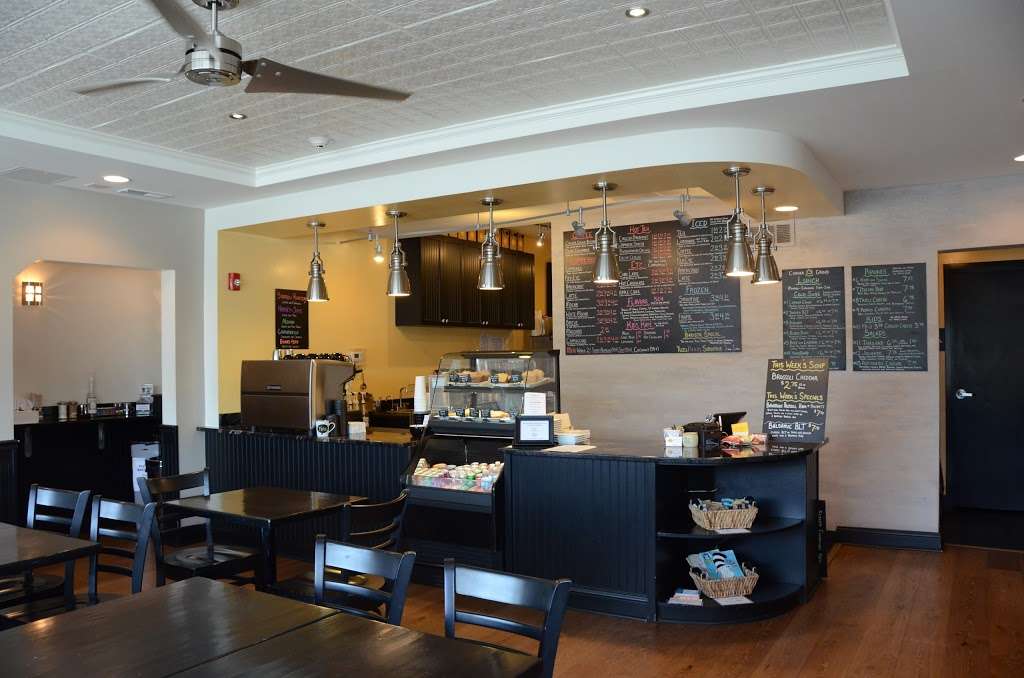 The Corner Grind | 2 S Main St, Elburn, IL 60119 | Phone: (630) 448-1133