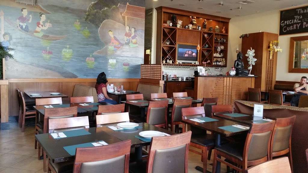Thai Lotus Restaurant | 2795 Cabot Dr, Corona, CA 92883, USA | Phone: (951) 277-1298