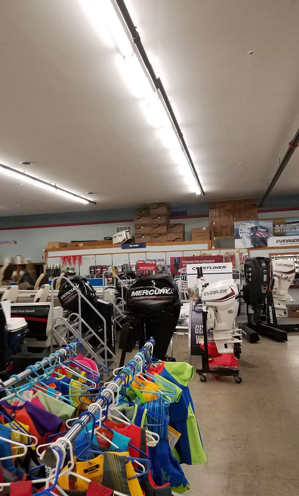 Riverfront Marine Sports | 33 Old Elm St, Salisbury, MA 01952, USA | Phone: (978) 462-7755