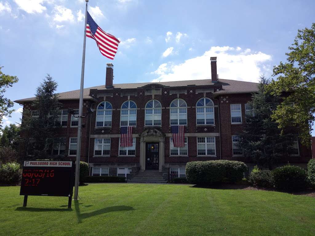Paulsboro High School 670 N Delaware St, Paulsboro, NJ 08066