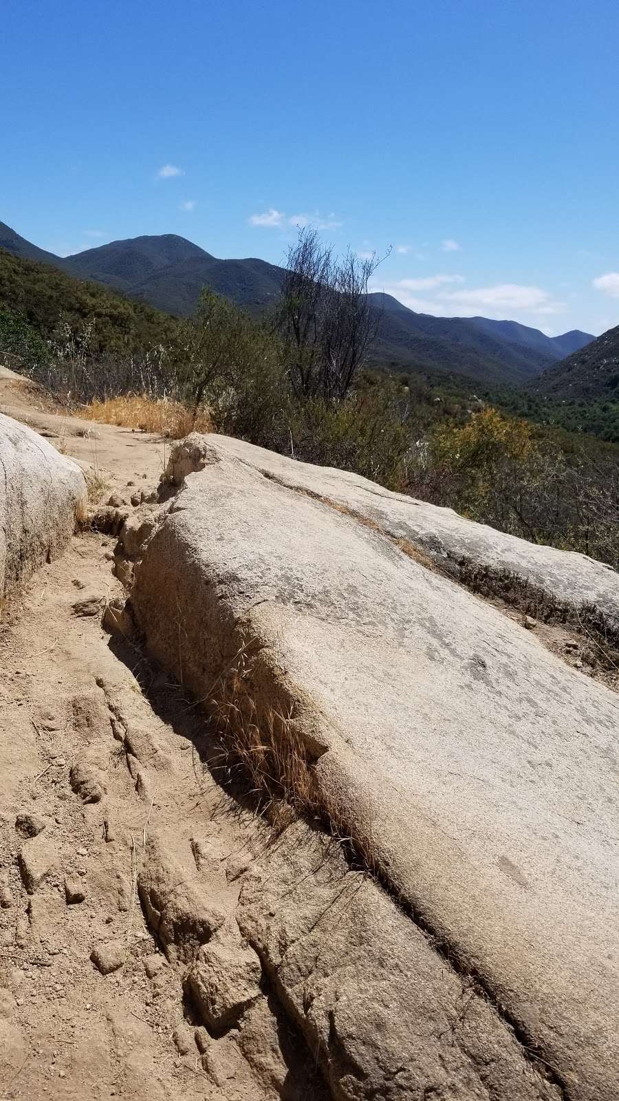 San Juan Loop Trailhead | Lake Elsinore, CA 92530, USA