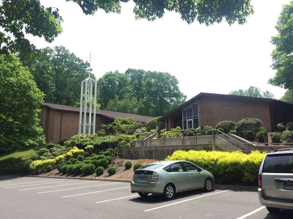 The Church of Jesus Christ of Latter-day Saints | 16 Sawmill Rd, Newtown, CT 06470, USA | Phone: (203) 270-7684