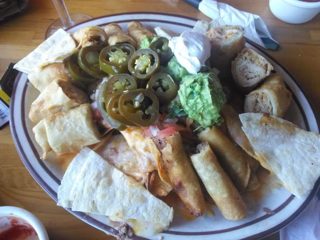 Las Fuentes Mexican Grill | 33946 Yucaipa Blvd, Yucaipa, CA 92399, USA | Phone: (909) 790-6080